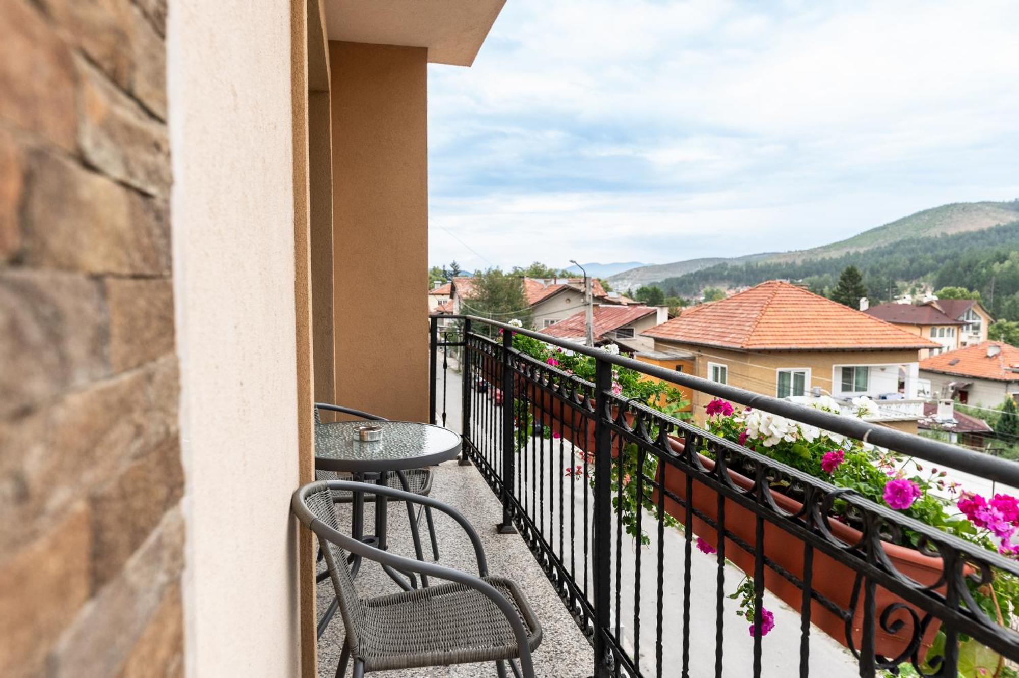 ולינגראד Beluga Guest House מראה חיצוני תמונה